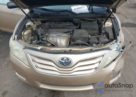 2011 Toyota Camry z USA, uszkodzony, nr VIN 4T1BF3EK1BU645489